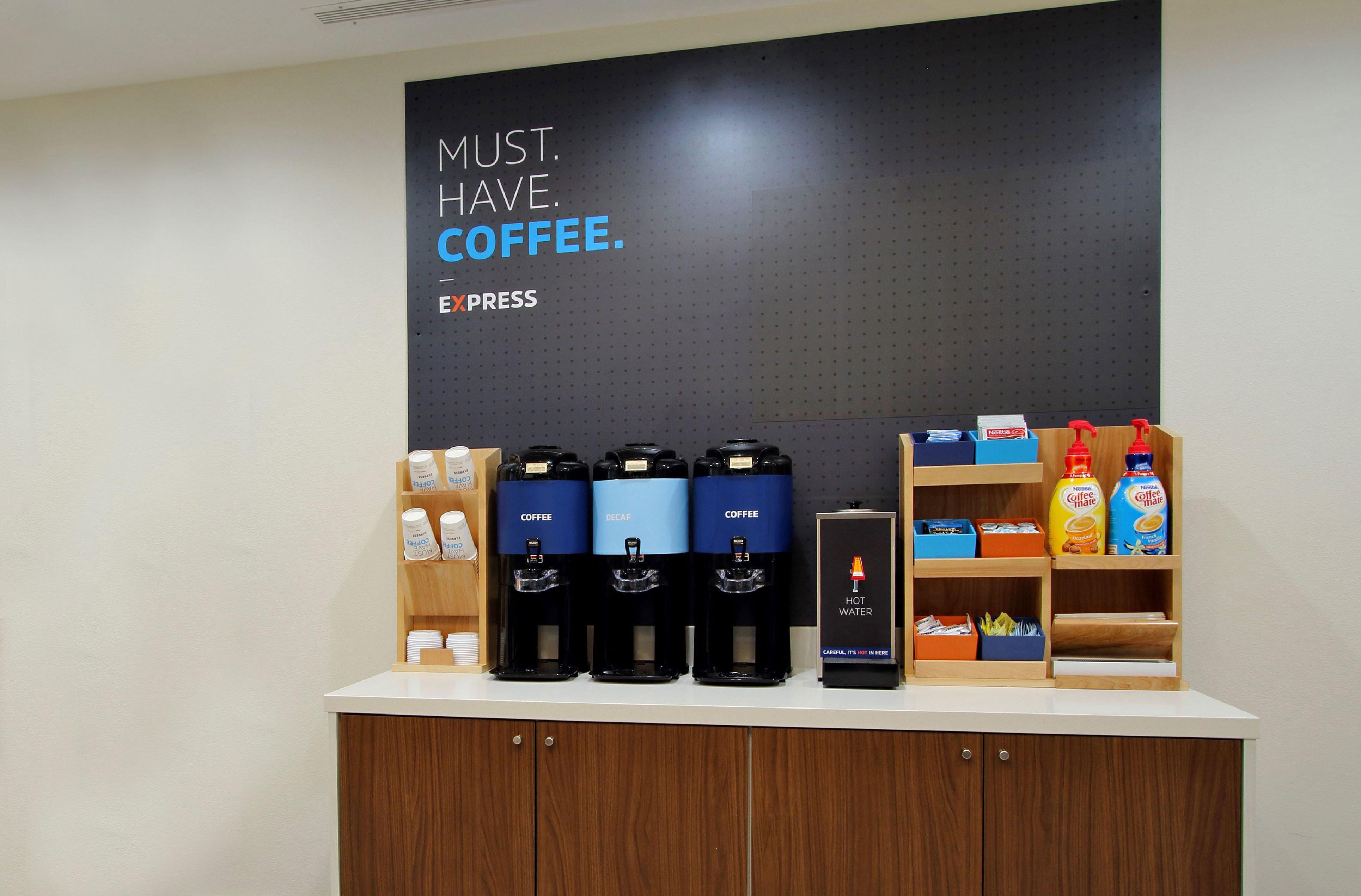 Holiday Inn Express Hotel & Suites Mcpherson By Ihg Dış mekan fotoğraf